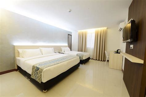Golden Suites $24 ($̶2̶9̶) .
